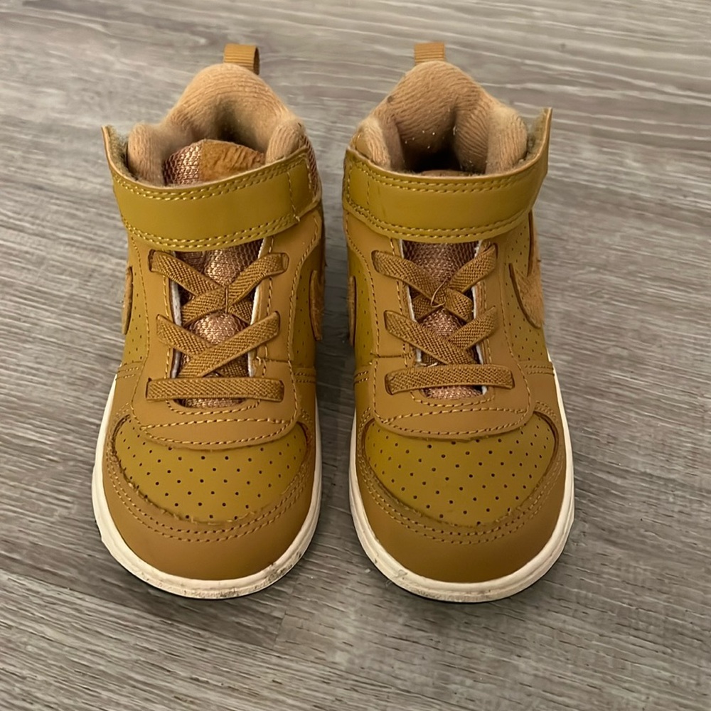Nike Court Borough Mid 2 TDV Wheat Brown 870027-701